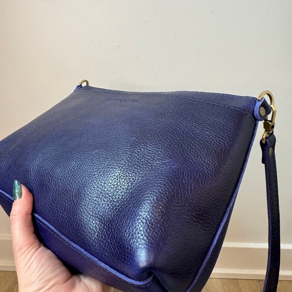 Portland Leather Goods Indigo Blue Pebbled Leather Crossbody Bag Zip Top Handbag - Picture 9 of 12